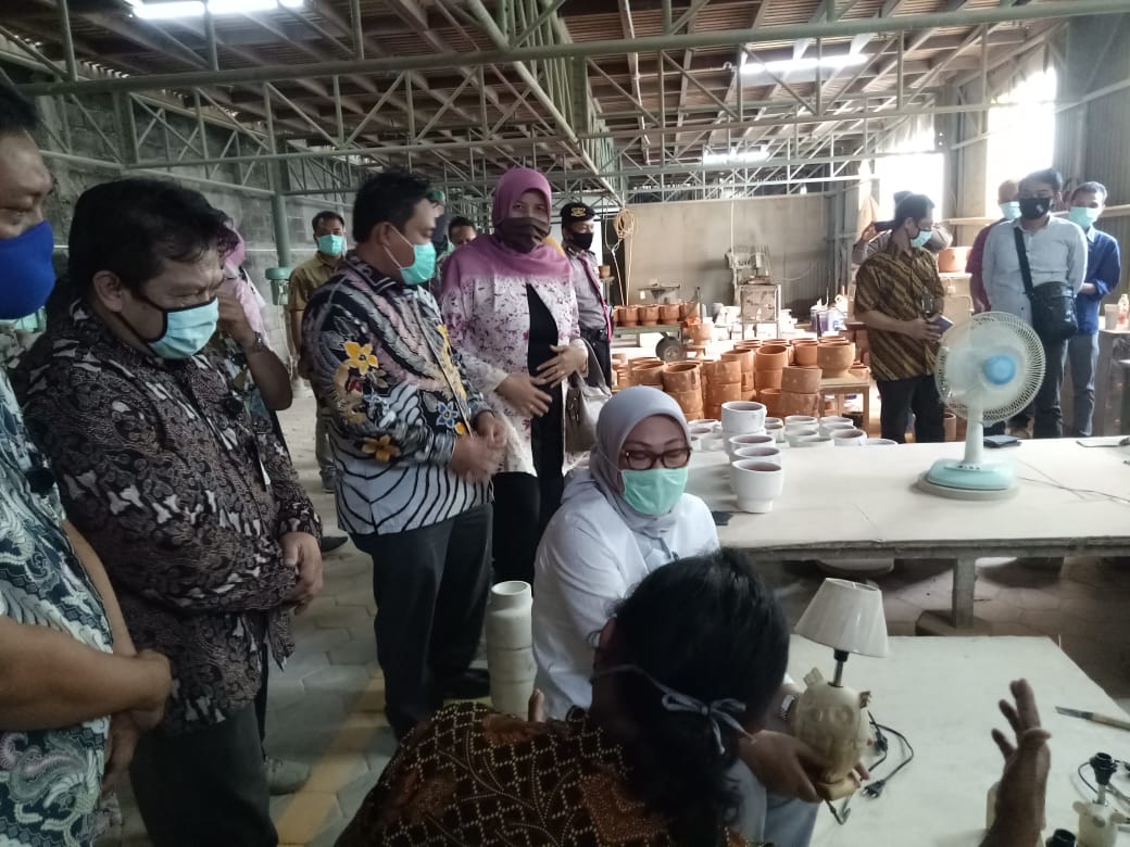 Kunjungan Menteri Ketenagakerjaan ke Perusahaan di Sleman