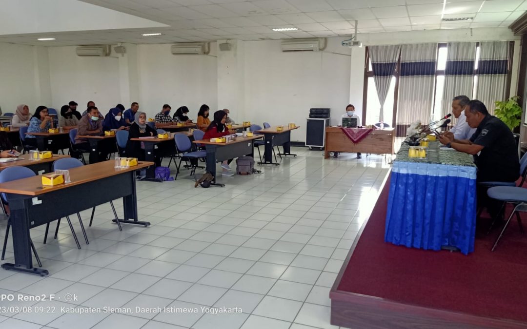 EVALUASI PERJANJIAN KERJA DAN PELAKSANAAN BPJS SEBAGAI SUATU LANGKAH DALAM MENJAMIN KEPASTIAN HUBUNGAN KERJA DAN PERLINDUNGAN BAGI PEKERJA