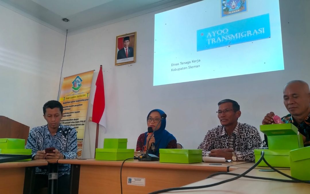 Dinas Tenaga Kerja Kabupaten Sleman Melaksanakan Sosialisasi Transmigrasi di Kalurahan Sendangtirto Kapanewon Berbah