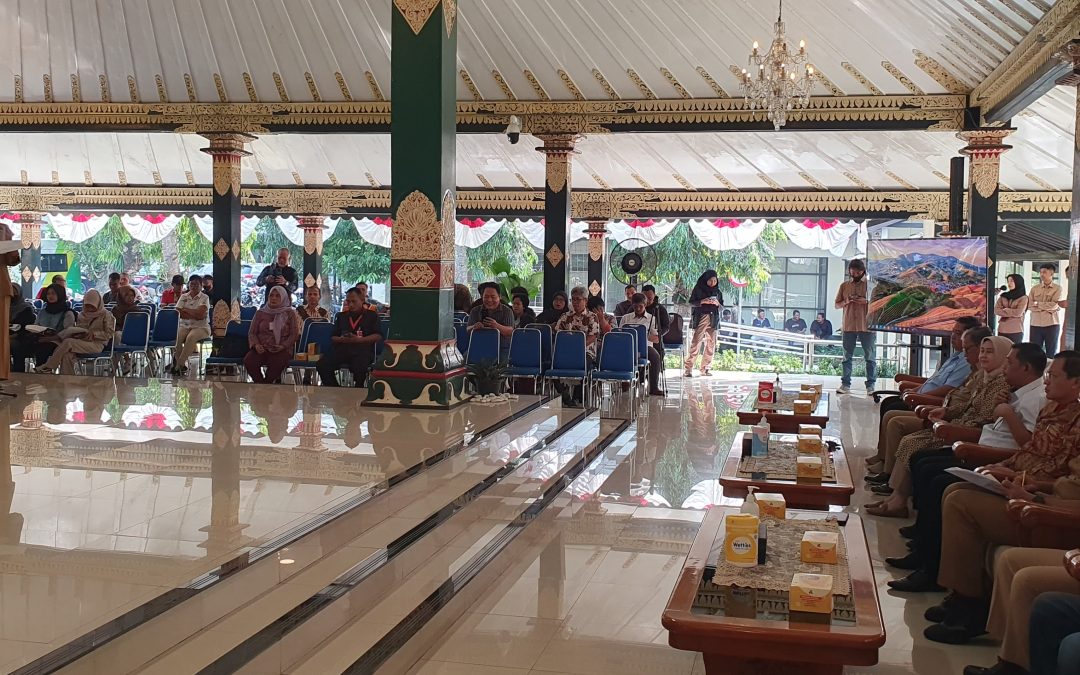 Manfaat Jaminan Hari Tua Dan Taksi Pekerja Bagi Karyawan Ter-PHK Mataram Tunggal Garment