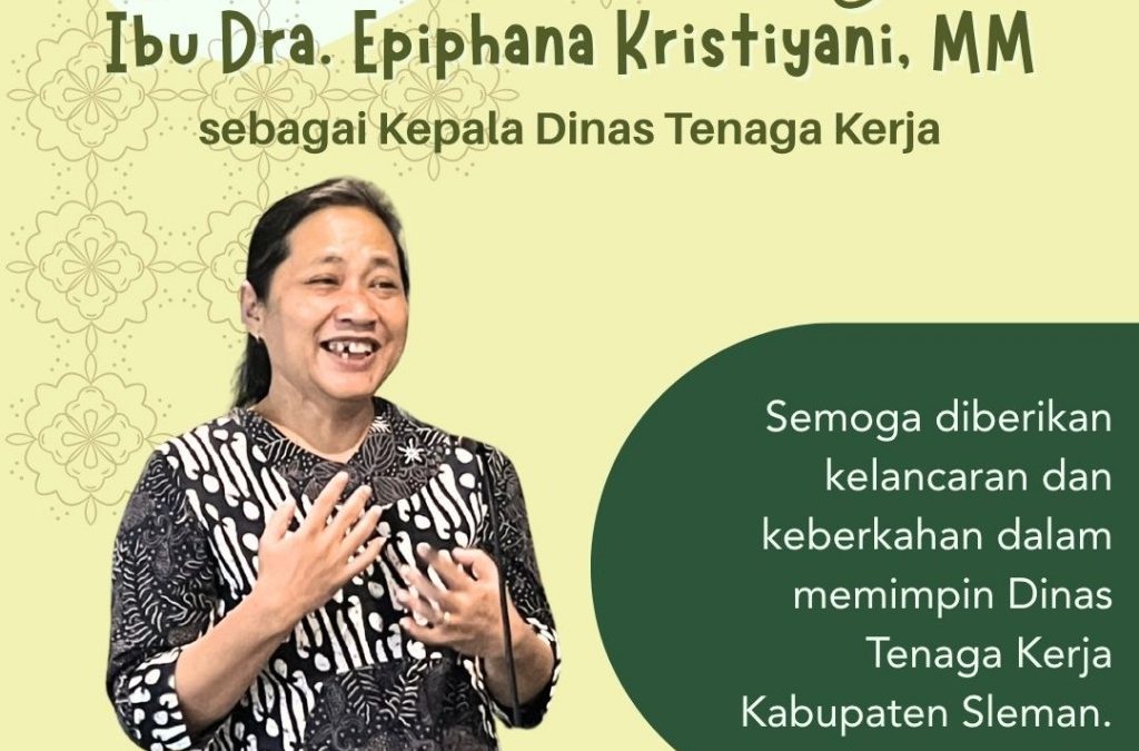 Kepala Dinas Tenaga Kerja yang Baru, Dra. Epiphana Kristiyani, MM, Pimpin Apel Pagi Perdana