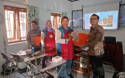 Tingkatkan Kemandirian Ekonomi Keluarga Transmigran, Bidang Transmigrasi Buka Pelatihan Tata Boga di LPK Kayu Manis